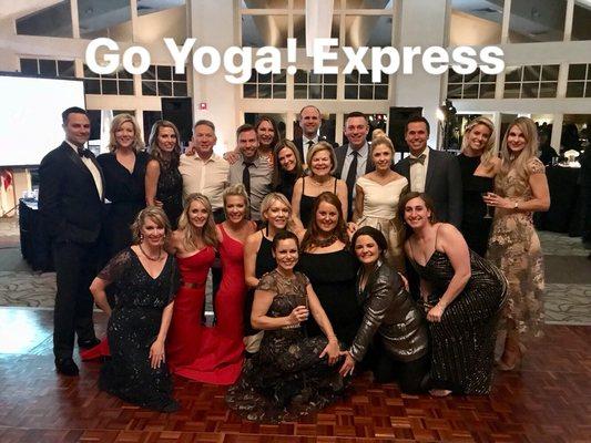 So many yogis at the gala