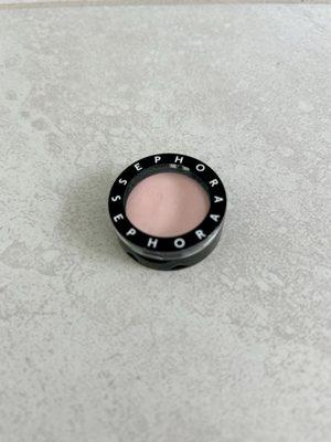 Sephora Strawberry Macaroon eye shadow