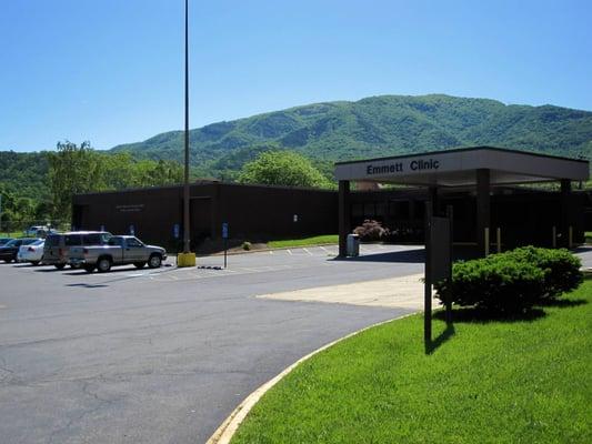 Entrance to Jackson River Family Practice located behind Alleghany Regional Hospital