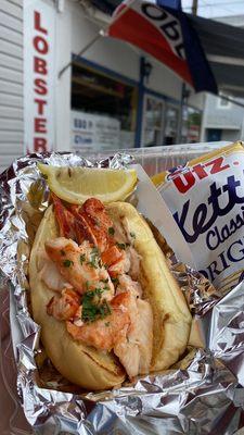 Lobster roll $24