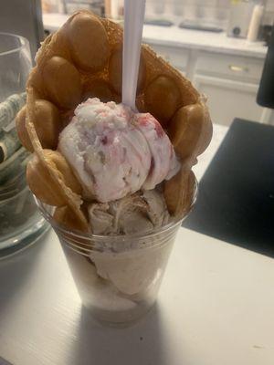 Bubble Cone in a cup -- strawberry cheesecake & Cookie Butter Crunch