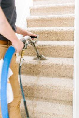 Zerorez cleans stairs, step by step