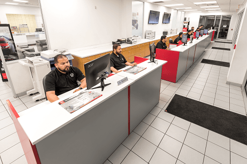 Mossy Nissan service advisors