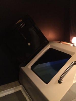 Float tank