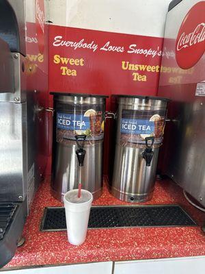 Sweet tea is delicious