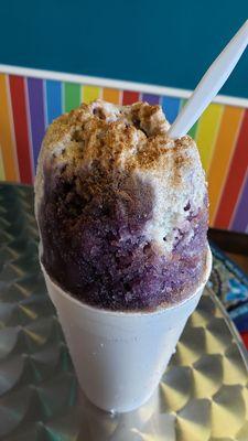 Best king cake snoballs around.