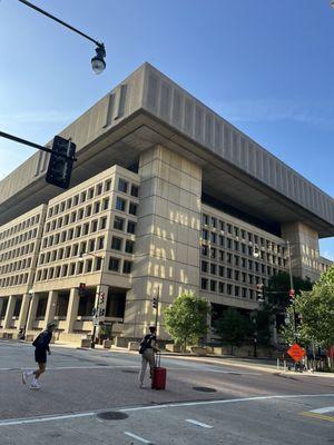 Federal Bureau of Investigation