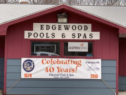 Edgewood Pools & Spas