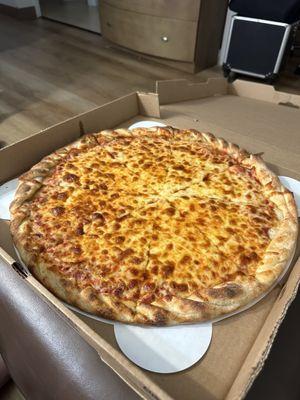 Cheese pizza