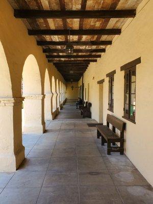 Mission Santa Inés - Courtyard walkway