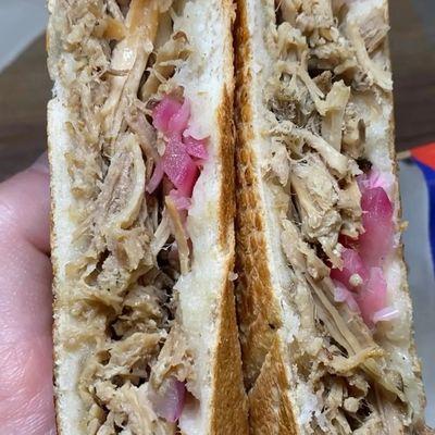 Pan con Lechon