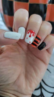 Halloween nails by Ivy.