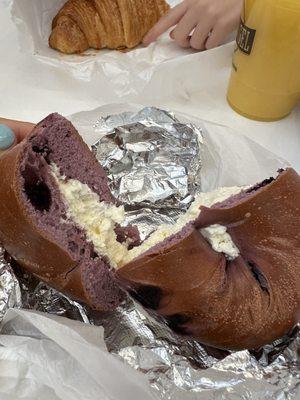 Blueberry bagel with plain cream cheese