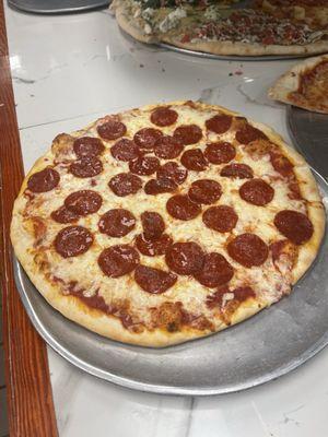 Pepperoni pizza