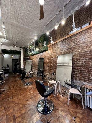 New salon inside