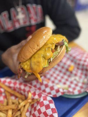 Bacon Cheddar Cheeseburger