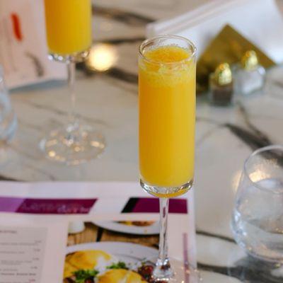 Mimosas with fresh orange juice