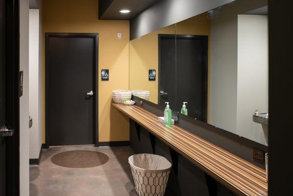 Bathrooms + showers, so you can pop in for a lunch flow and head off to work!