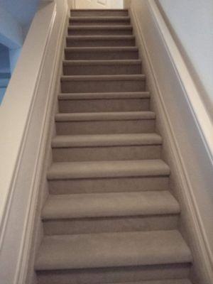 Sets  of stairs  carpect install