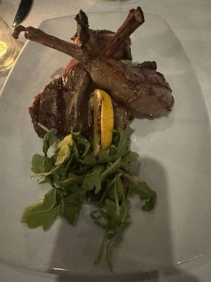 Lamb chops appetizer