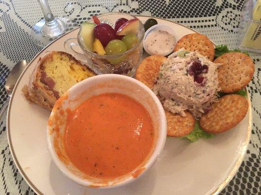 Cottage Sampler - I couldn't wait and dug into my soup before snapping the pic!