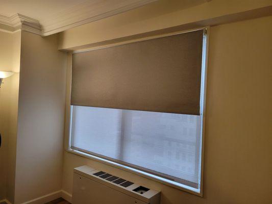 Also a double blind in the master bedroom