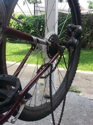 My bicycle chain came off, turns out the derailer is broken