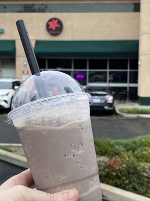 Cookies & Cream shake