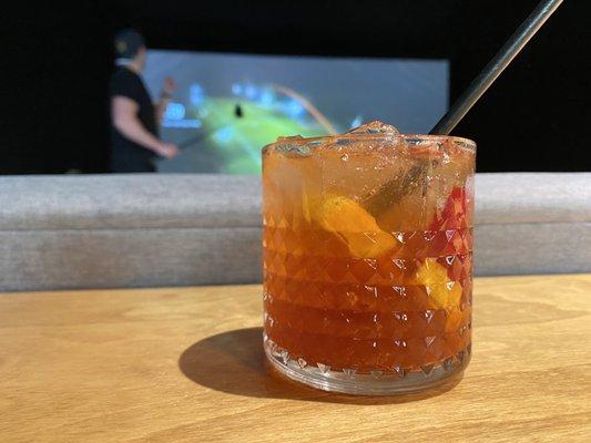 Old Fashioned in golf suite