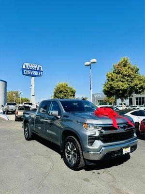 2024 Chevrolet Silverado V8