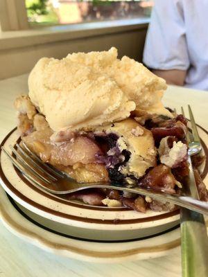 Blueberry Peach pie a la mode