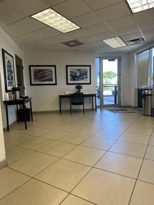 Waiting room at Don Davis Ford