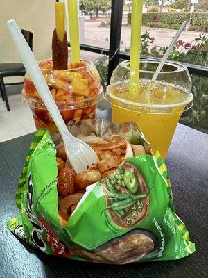 Tostilocos, Mangoniada, y Raspado de Quayaba