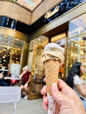 Coconut Stracciatella + pistachio