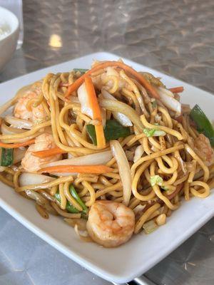 Shrimp Lo Mein