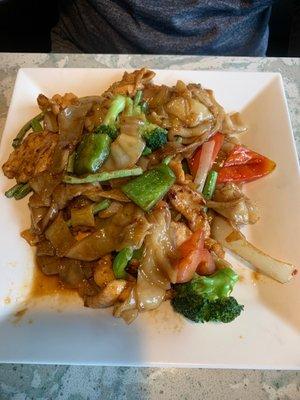 Drunken Noodles with Chicken