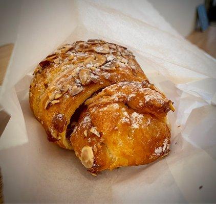 Almond Croissant