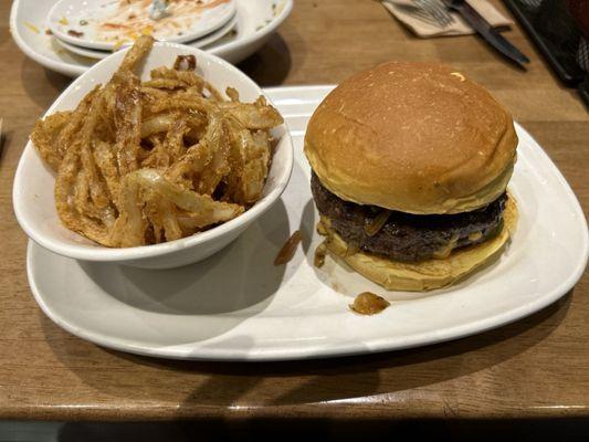 Juicy Lucy with Fried Onion Strings