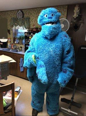 Sully (missing custom booties)