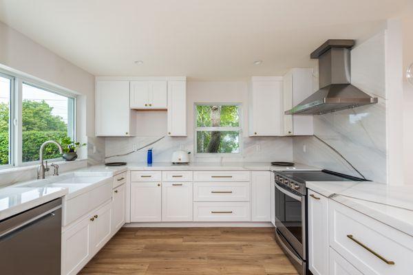 New kitchen in remodeled house in Coconut Grove by United Architects