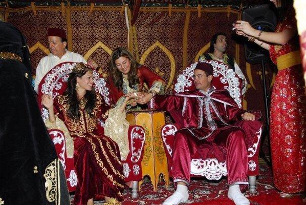 Moroccan authentic Jewish henna tents, Thrones, traditional bride Caftans 424.542.4200 www.moroccanthemeparty.com