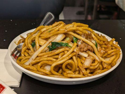 @endoedibles on Instagram 10/22/24
 
 House Fried Fat Noodles with Beef