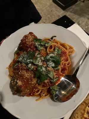 Spaghetti & Meatballs