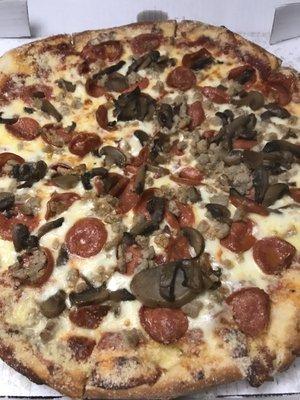 Medium with pepperoni, sausage and mushrooms with butter/parmesan/garlic crust