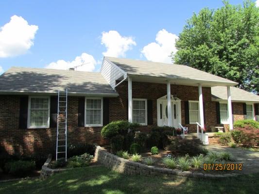 Warrenton Va
 
 New Roof Installation