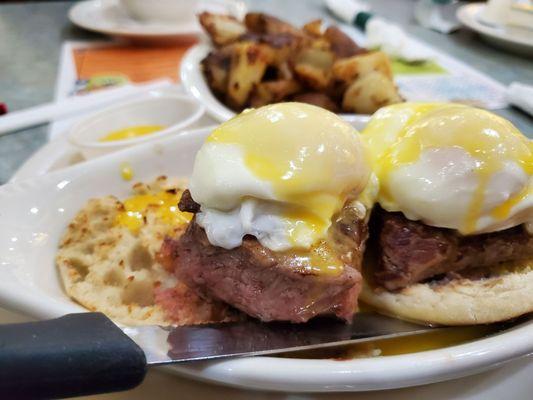 Steak Benedict