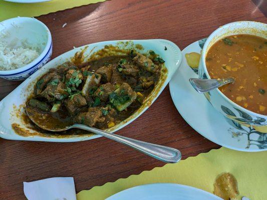 Lamb jafrezi with rice and a ginger garlic soup