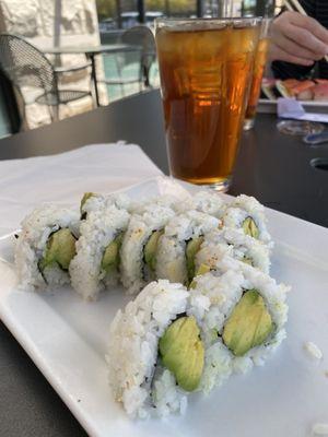 Avocado rolls and peach iced tea