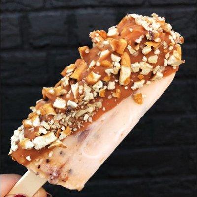 Salted Caramel Pretzel JUMBO pop