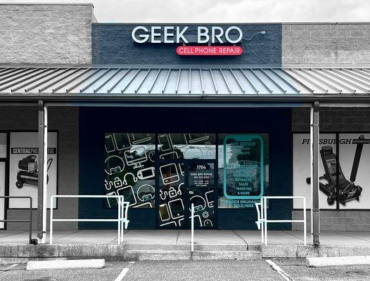 We specialize in Smartphone, Tablet and Game Console Repair! Take it to the Geek Bro!